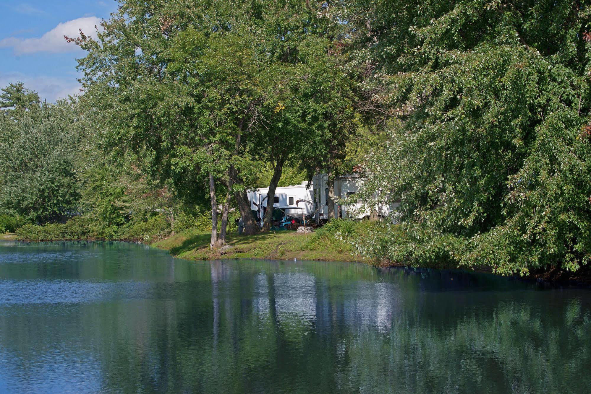 Lake George Escape - Campground Warrensburg Exteriér fotografie