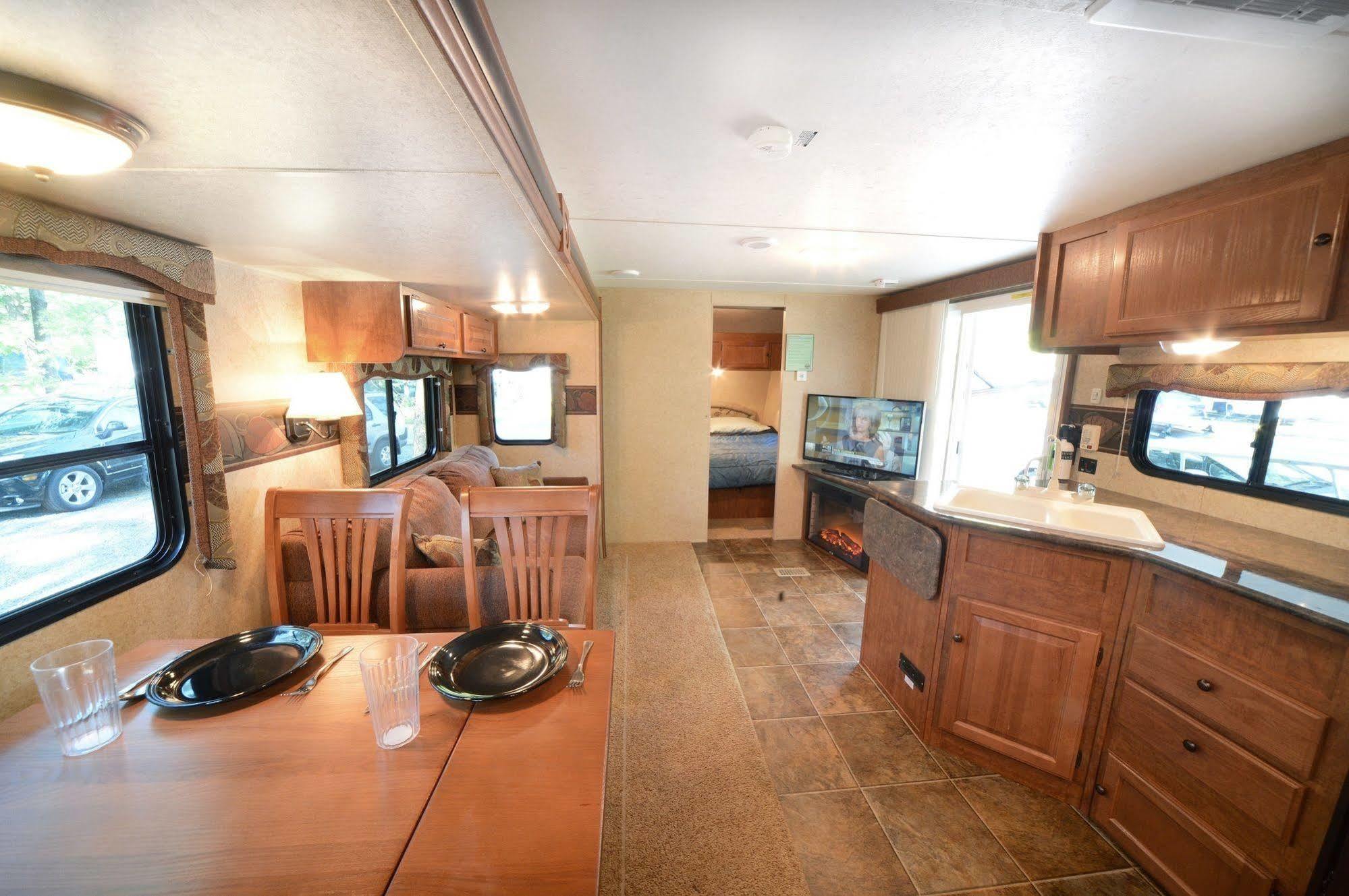 Lake George Escape - Campground Warrensburg Exteriér fotografie