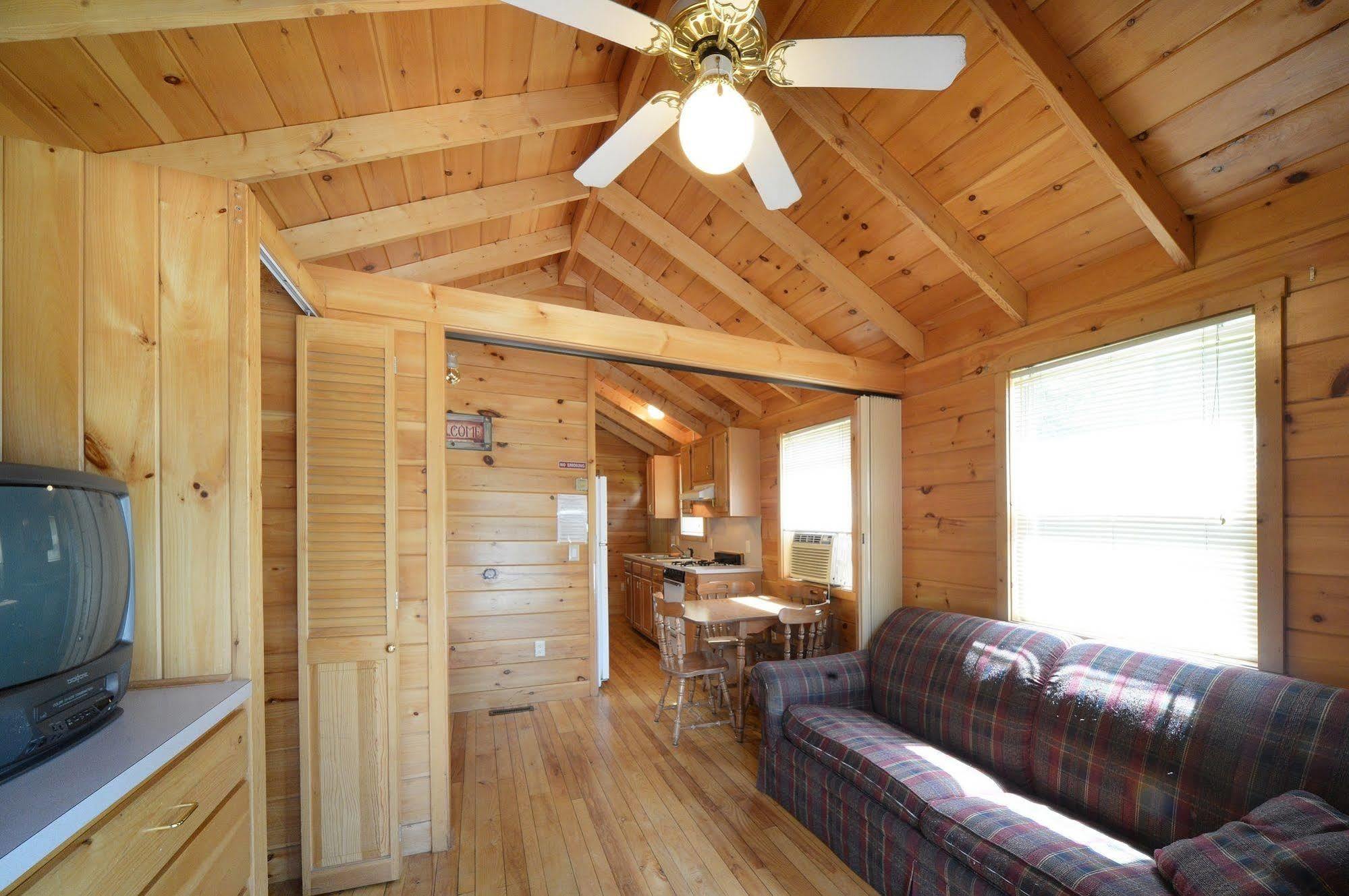 Lake George Escape - Campground Warrensburg Exteriér fotografie
