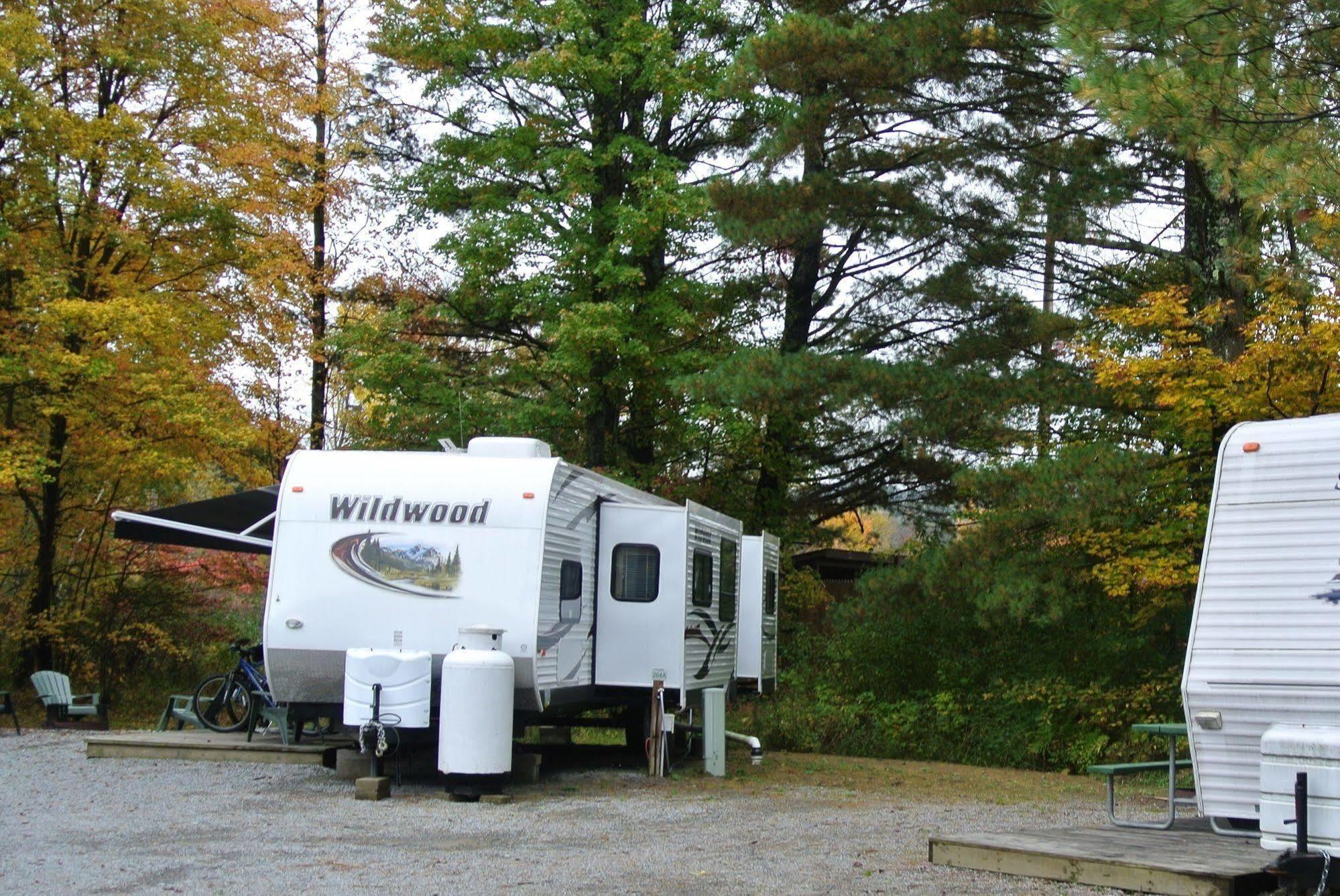 Lake George Escape - Campground Warrensburg Exteriér fotografie